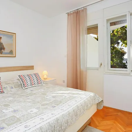 Apartment By The Sea Seget Donji, - 2029