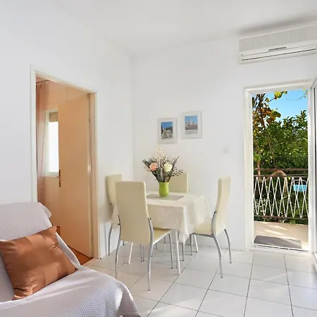 Apartman By The Sea Seget Donji, - 2029 *