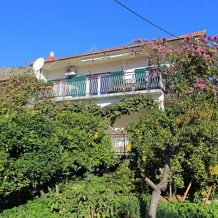 Apartman By The Sea Seget Donji, - 2029 *