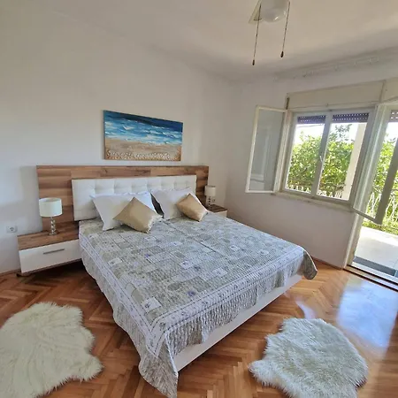 By The Sea Seget Donji, - 2029 Apartment Trogir