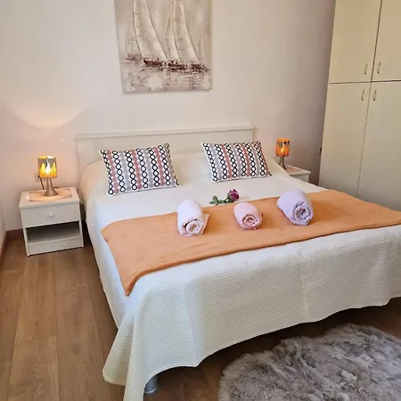 By The Sea Seget Donji, - 2029 Apartment Trogir